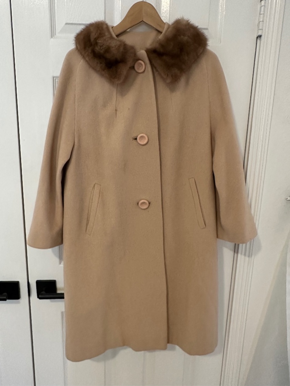 Vintage 1950’s Fur Collar Wool Coat